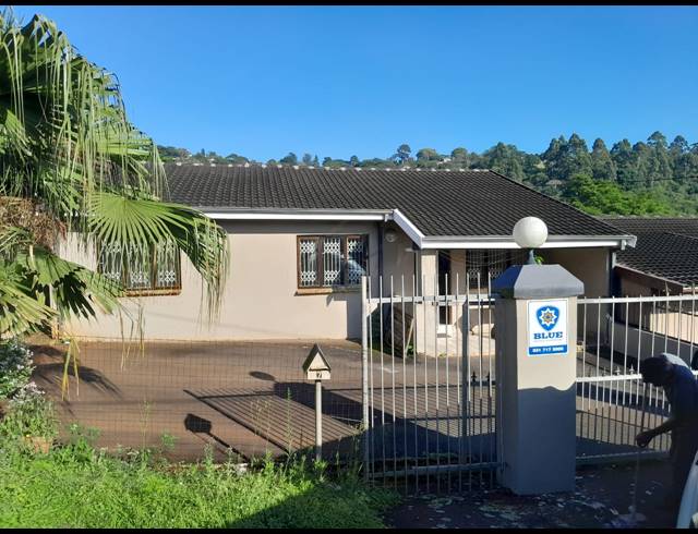 3 bed property to rent in ZAMOKUHLE